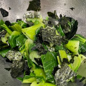 ハムの作ってみた!投稿(チンゲン菜と海苔のナムル)