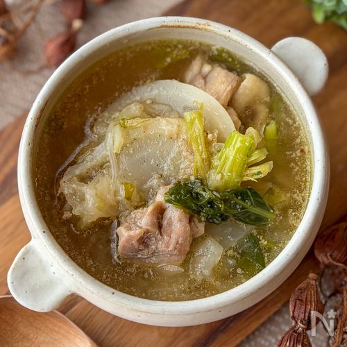 食べて痩せる！最高の極うま『鶏もも肉とカブのごまポンスープ』