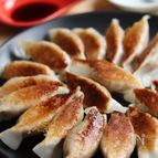 肉なしでも大満足！ピリ辛オートミール餃子