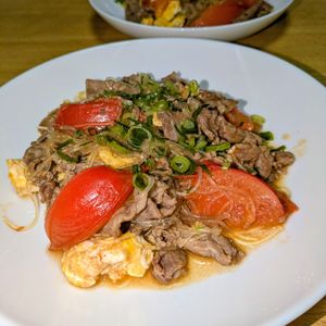 joe sanの作ってみた!投稿(【牛肉トマたま春雨炒め】トマトの旨み♡甘辛味でご飯が進む！)