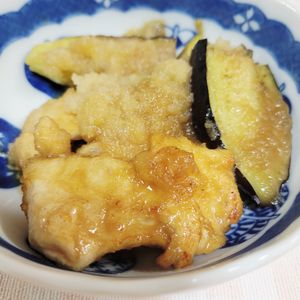 Tethuの作ってみた!投稿(【驚きの柔らかさ】揚げない！とろ〜り茄子と鶏むね肉のみぞれ煮)