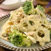 レンジで簡単♪蓮根とブロッコリーのカレーマヨサラダ