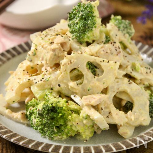 レンジで簡単♪蓮根とブロッコリーのカレーマヨサラダ