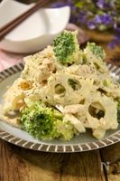 レンジで簡単♪蓮根とブロッコリーのカレーマヨサラダ