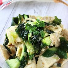 蒸し鶏と豆腐のオイスター和え《レンジ5分で簡単蒸し鶏♪》