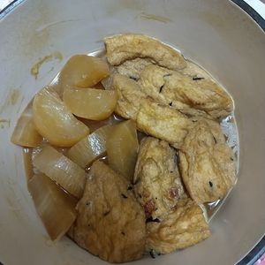 とまっちょ嫁の作ってみた!投稿(コツなし！とろとろ大根とじゅわっとがんもどきの煮物♪)