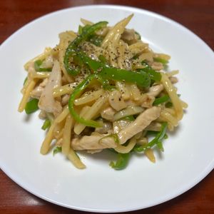 りんごの作ってみた!投稿(青椒肉絲(チンジャオロースー)。)
