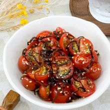 ★5分で副菜★プチトマトの塩昆布あえ《ごま油が食欲そそる♪》