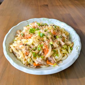 るるる♪の作ってみた!投稿(【蒸し焼きでもっちり♡子どもも絶賛】絶品焼きうどん)