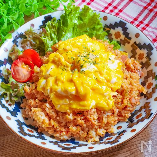 和風とろとろチーズバジルオムライス