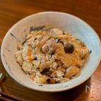 仕事後5分。食べる手が止まらない【至高の炊き込みご飯】