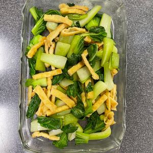 1615947の作ってみた!投稿(【チンゲンサイと油揚げの白だし炒め】やさしい味♪)