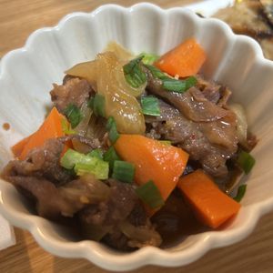 りっちゃんの作ってみた!投稿(コストコのプルコギビーフで肉じゃが♪)