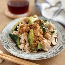 レンジで簡単『ごまだれたたききゅうり蒸し鶏』