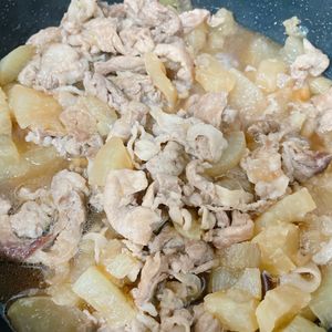 1322383の作ってみた!投稿(味染み大根じゅわっと美味しい♡【豚バラ大根の煮物】)