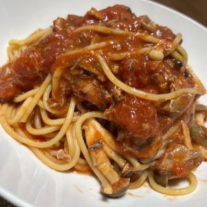 ぽちゃこの作ってみた!投稿(革命的にうまい♡『鯖缶ときのこの革命トマトパスタ』)