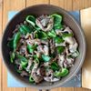 ワンパン10分！【豚こま肉×ピーマン旨だれ炒め】ご飯すすむ♩の工程3
