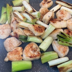 く。の作ってみた!投稿(鶏ささ身と長ネギのさっと焼き)