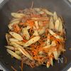 主役級に旨い《オイスターにんにく味噌♡きんぴら》の工程3