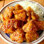 ワンパン10分！【鶏むね肉のやみつきチキン】甘辛スパイシー♩