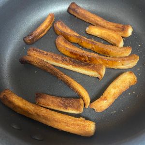 もちもちもっちの作ってみた!投稿(子供のおやつに♪フライパンで作る☆きな粉風味のパン耳ラスク)