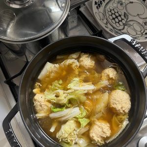 あやの作ってみた!投稿(ふわふわ鶏団子と白菜の春雨スープ)