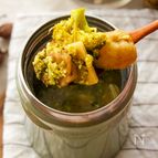 疲れを吹っ飛ばす！ブロッコリーと春野菜の味噌カレースープ