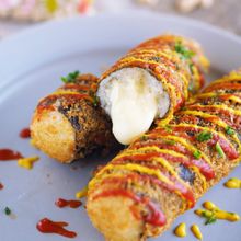 のびーるチーズがインパクト大！『ハットグ恵方巻』