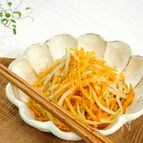 【ほぼ5分】レンジで簡単！やみつき♡人参ともやしのナムル