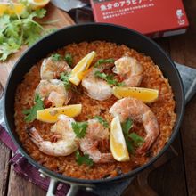 アラビアータソースで作る、ぱぱっとパエリア。
