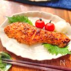 身がふっくら♫ほんのり甘い鮭の味噌みりん焼き