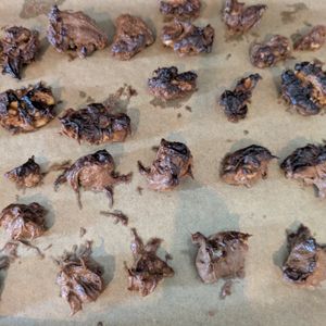 46nekoの作ってみた!投稿(材料4つ！トースターで！【くるみ焼きチョコ】弾ける食感)