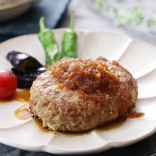 オニオンソースの和風ハンバーグ