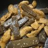 856908の作ってみた!投稿(【ご飯おかわり♡】鶏むねとこんにゃくのごま照り#節約おかず)