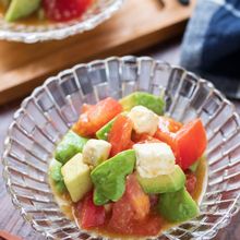アボカドとトマトのチーズマリネ【#簡単#時短#和えるだけ】