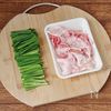 【豚たまニラ炒め】ご飯がすすむ!ボリューム満点おかず♪の工程1