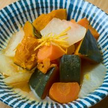 かぼちゃと根菜のゆず味噌煮