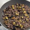 なすとトマトで簡単！こってり甘辛【ソースそぼろ丼】の工程3