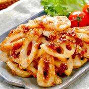 ごはんに合う甘辛副菜♡『蓮根とちくわの甘辛ごまおかか炒め』