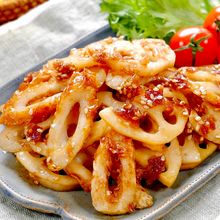 ごはんに合う甘辛副菜♡『蓮根とちくわの甘辛ごまおかか炒め』