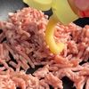 【フライパン1つで完結】悶絶ニラもやし餡掛け丼の工程1