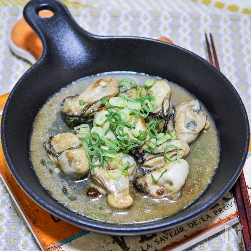 定番ですがやっぱり好きな「牡蠣のバタポン炒め」