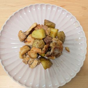 ゆいの作ってみた!投稿(【鶏肉と新じゃがのバター醤油焼き】頬張って食べたい♡)