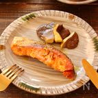 「鮭とキノコのカレーソテー」ご飯にも、パンにも合う！