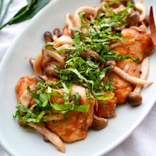 鶏むね肉で♪柔らかチキンときのこのバターポン酢