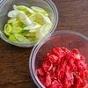 じんわり染みる絹厚揚げと卵と牛こまの煮物の工程1