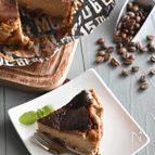 【ほろにがコーヒーバスクチーズケーキ】2つの食感を楽しめる！
