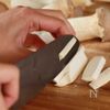【色々使える!】きのこの塩麹ソテーの工程1