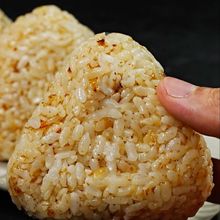 間違いなく1番美味しい『おかかおにぎり』の作り方