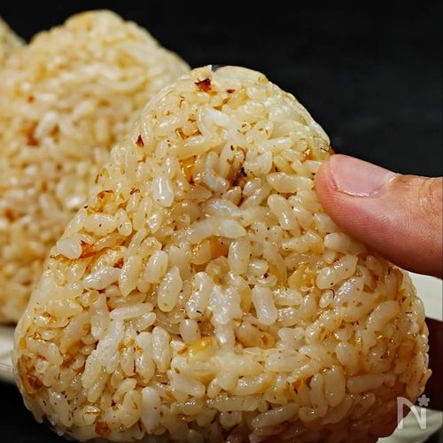間違いなく1番美味しい『おかかおにぎり』の作り方